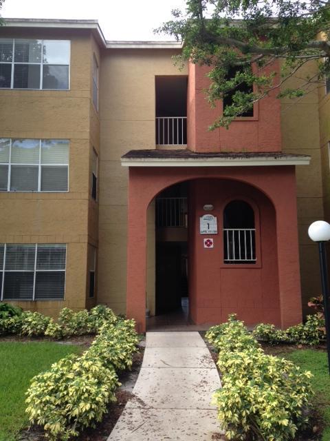 Great unit with a beautiful view. Recently updated.