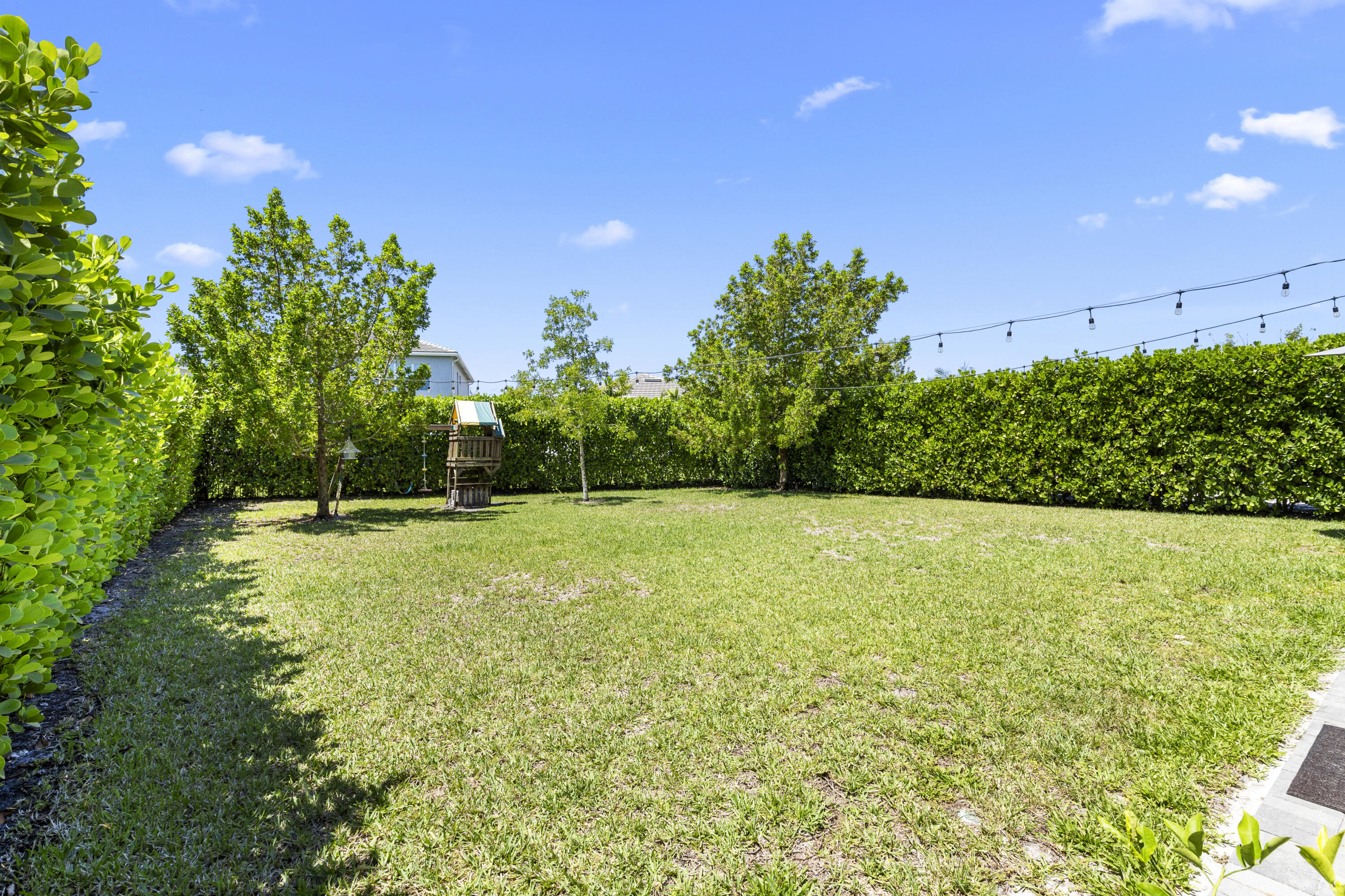 16201 Melogold Drive