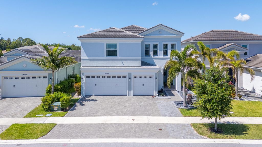 Photo of 16201 Melogold Drive, Westlake, FL 33470 (MLS # B26026729)