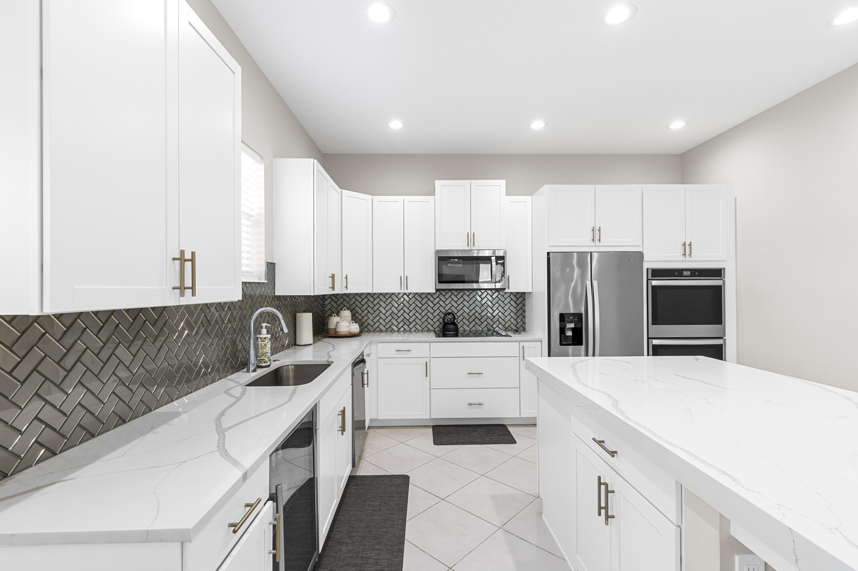 GROVES OF WESTLAKE - Residential