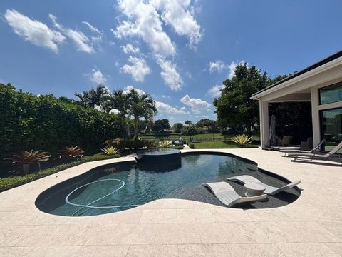 Property photo of 21 Somerset Drive, Palm Beach Gardens, FL 33418