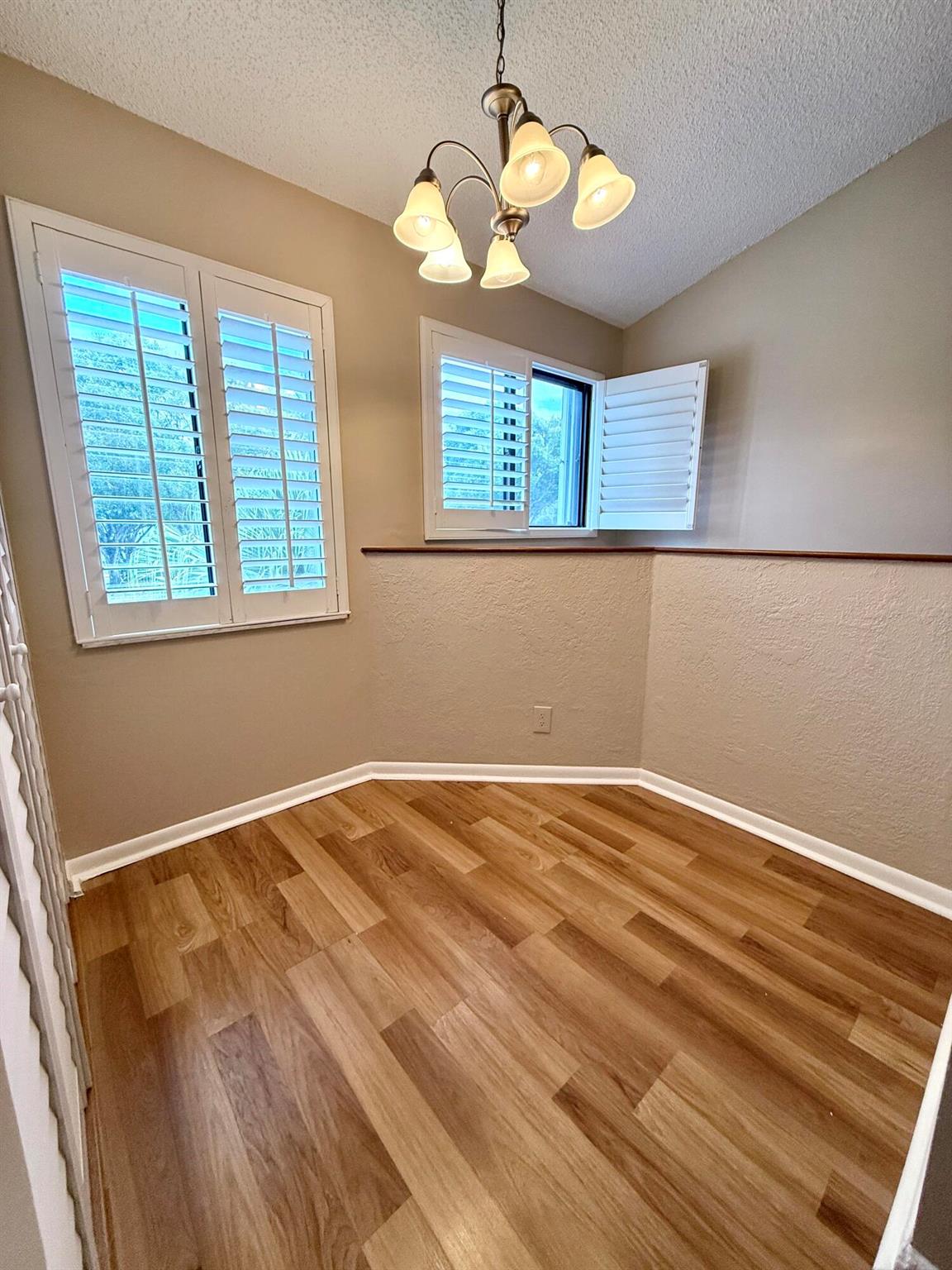 HARBOUR POINTE AT RIVER B - Residential