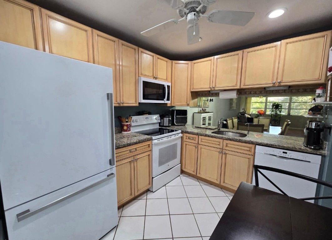 BAHAMA VILLAGE CONDO - Residential