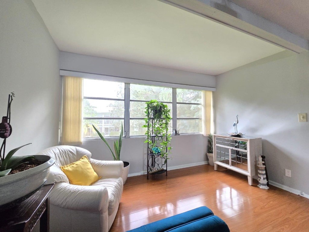 BAHAMA VILLAGE CONDO - Residential