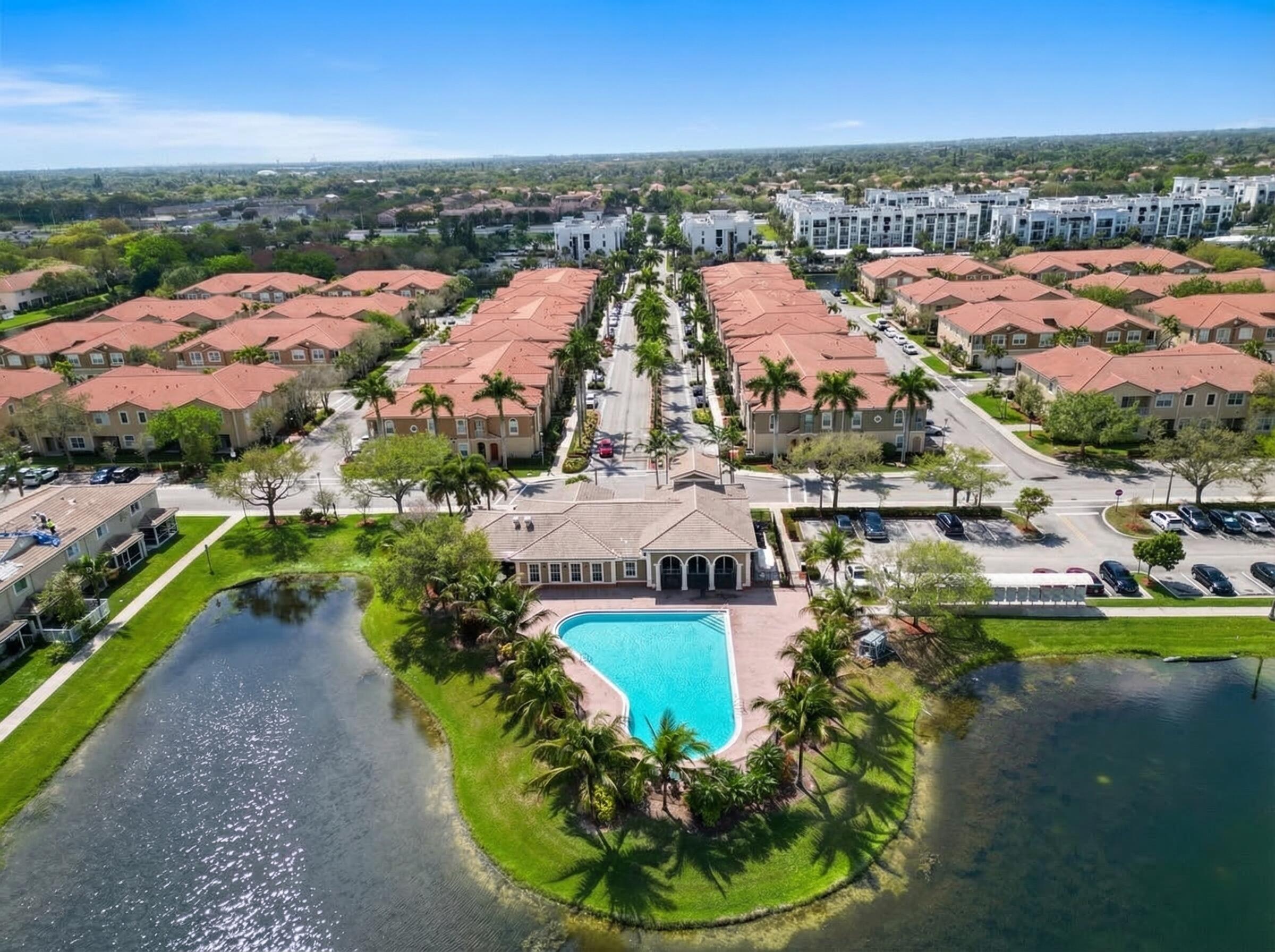 HAMPTON HILLS CONDO - Residential