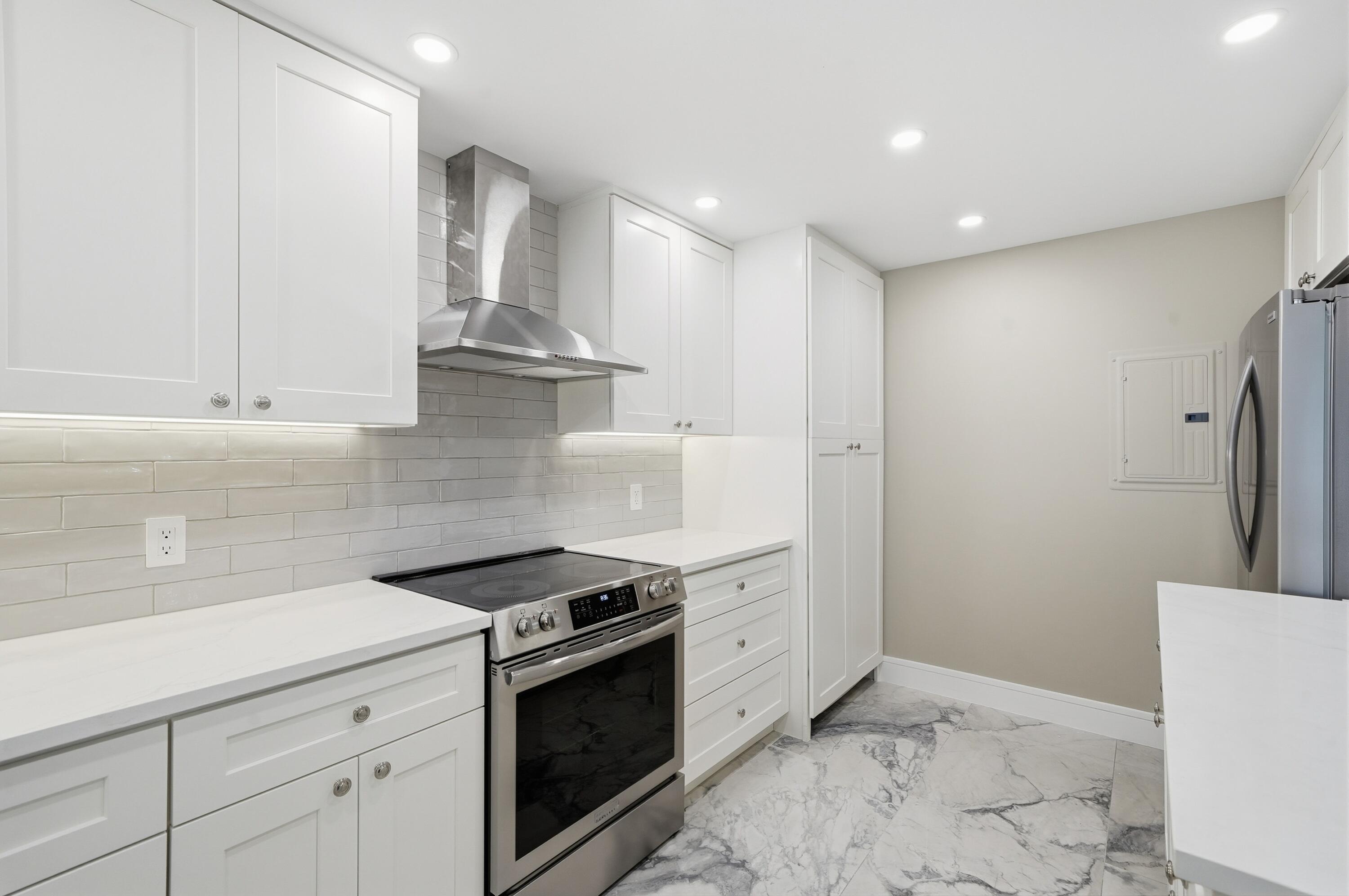 RIVIERA CONDO - Residential Lease