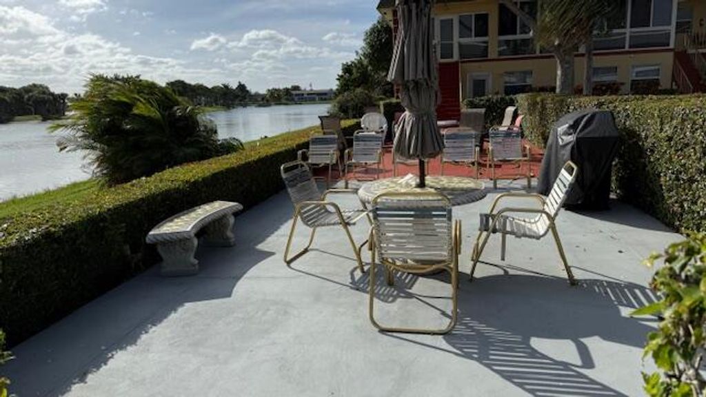 Photo of 100 Stratford H, West Palm Beach, FL 33417 (MLS # R11151393)