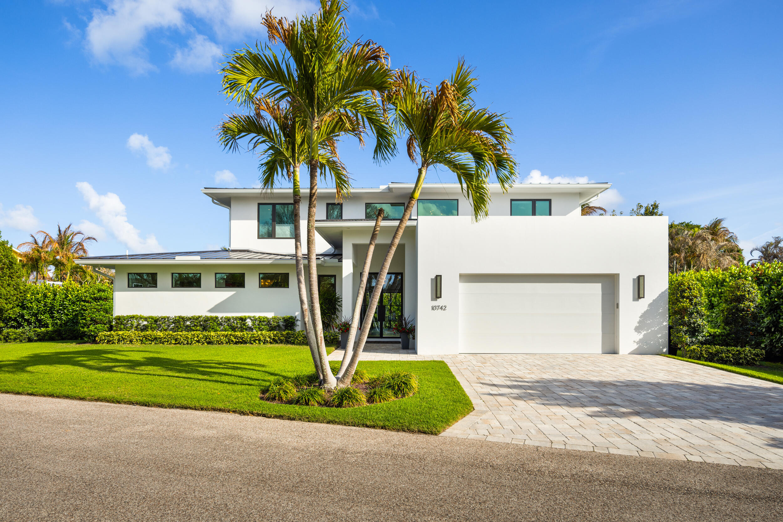 10742 SE Burgee Court