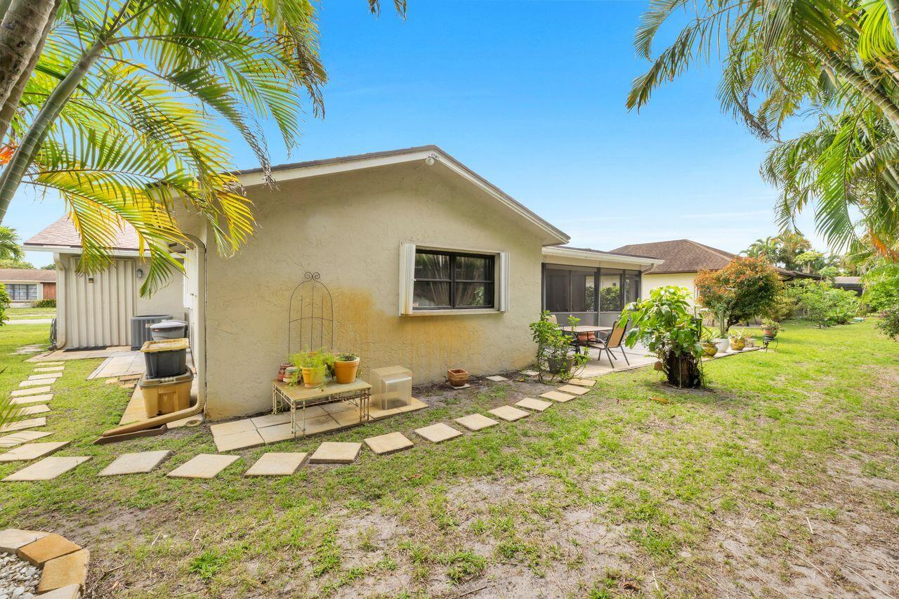 COCO WOOD LAKES SEC 2 - Residential