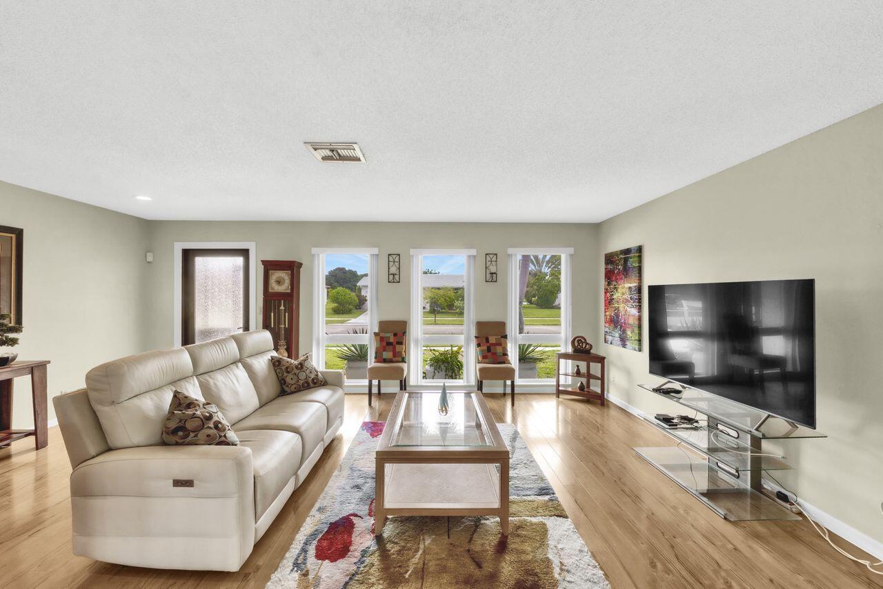 COCO WOOD LAKES SEC 2 - Residential