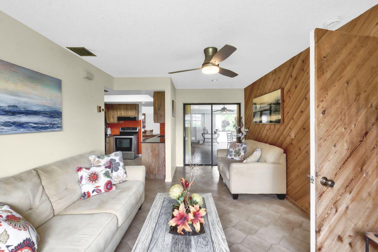 COCO WOOD LAKES SEC 2 - Residential