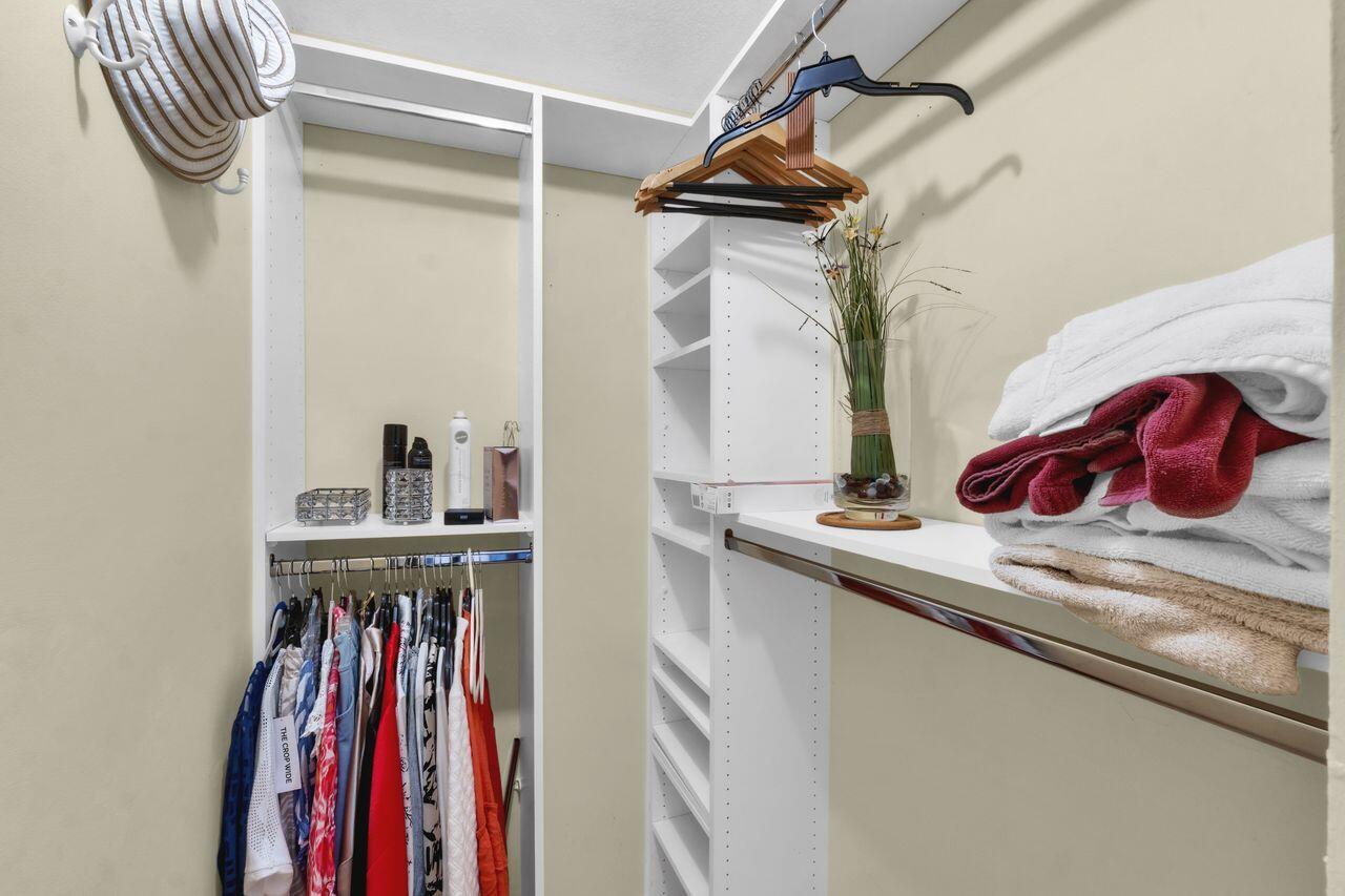 COCO WOOD LAKES SEC 2 - Residential