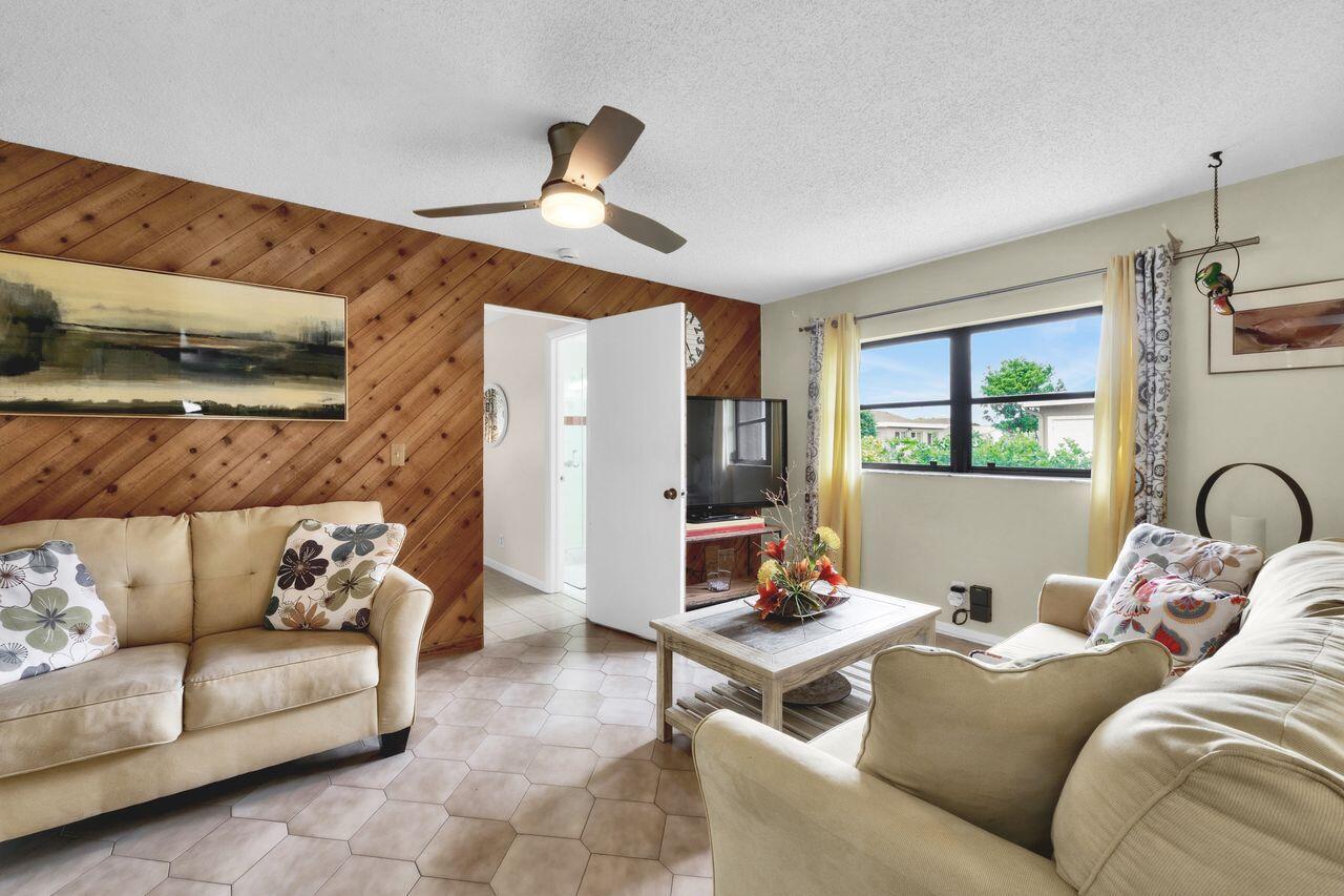 COCO WOOD LAKES SEC 2 - Residential