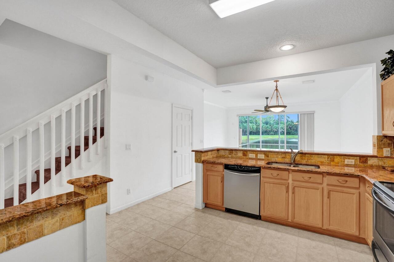 1102 Woodfield Road