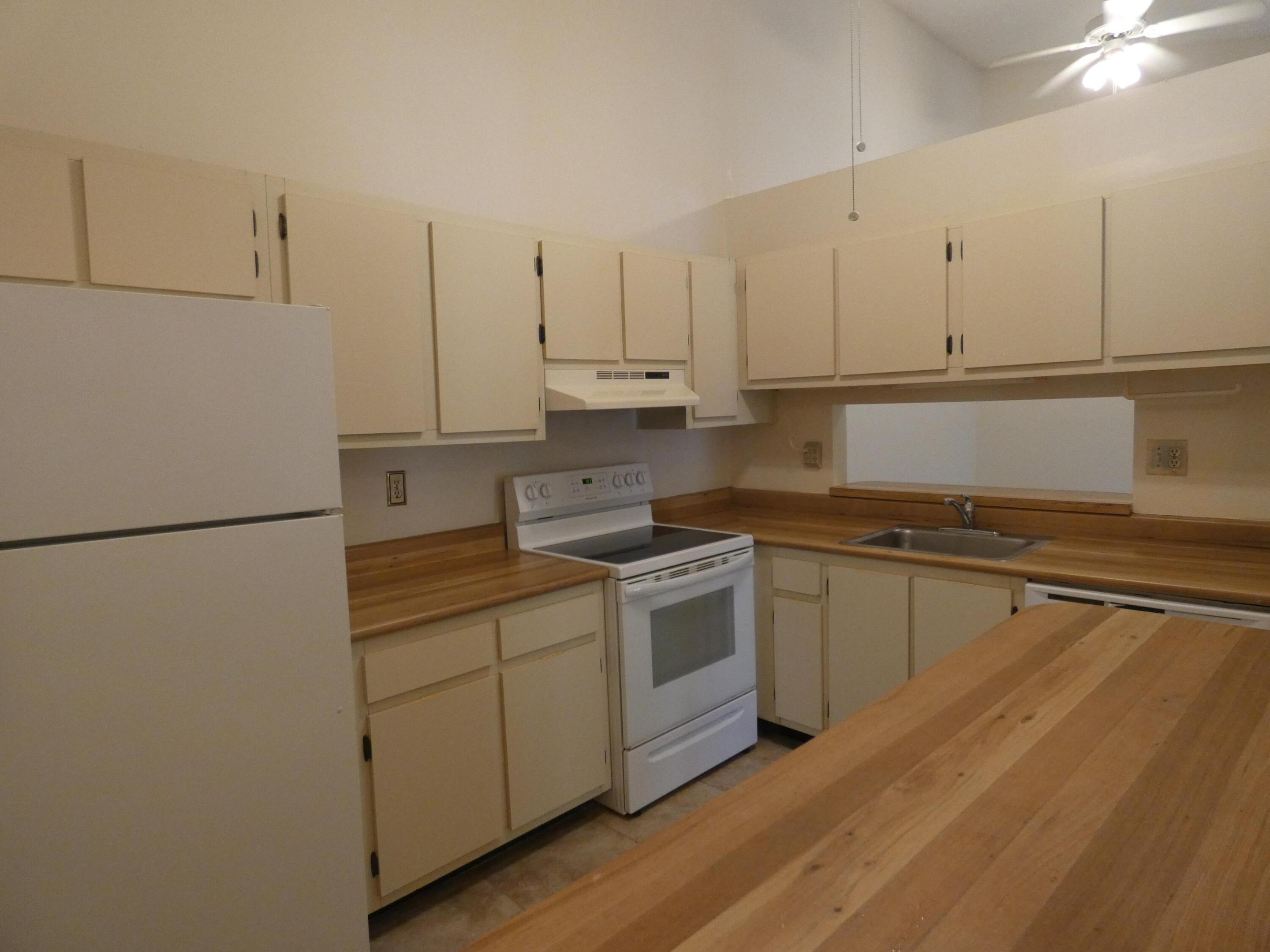 CHASEWOOD OF JUPITER CONDO - Residential