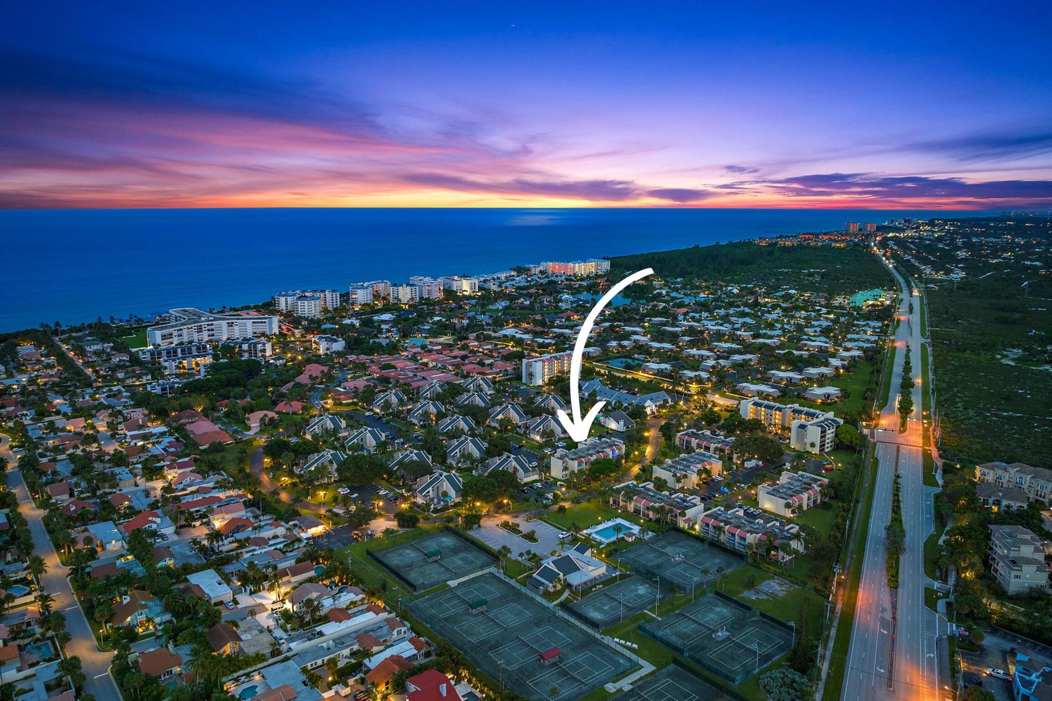 AVAILABLE JAN & FEB 2026. ALL NEW AND HIGHLY UPGARDED. Walk to the Beach location. Condo. Bring ideas for your dates to be in this Slice of Paradise. discover your Dream Get-a-Way at Jupiter Ocean & Racquet Club. Step into a world of comfort and style with this newly upgraded confo for rent. Located in an enviable position, this home is perfectly situated for those who love to blend relation with adventure. You're just a leisurely walk away for the pristine Jupiter Beach, inviting parks and the scenic Riverwalk along the Intracoastal. For those who prefer a splash closer to home. the community pool and clubhouse are merely steps away. Your lifestyle is catered for with convenience at your doorstep: cycle to the beach, soak up the sun by the pool or explore nearby attractions.