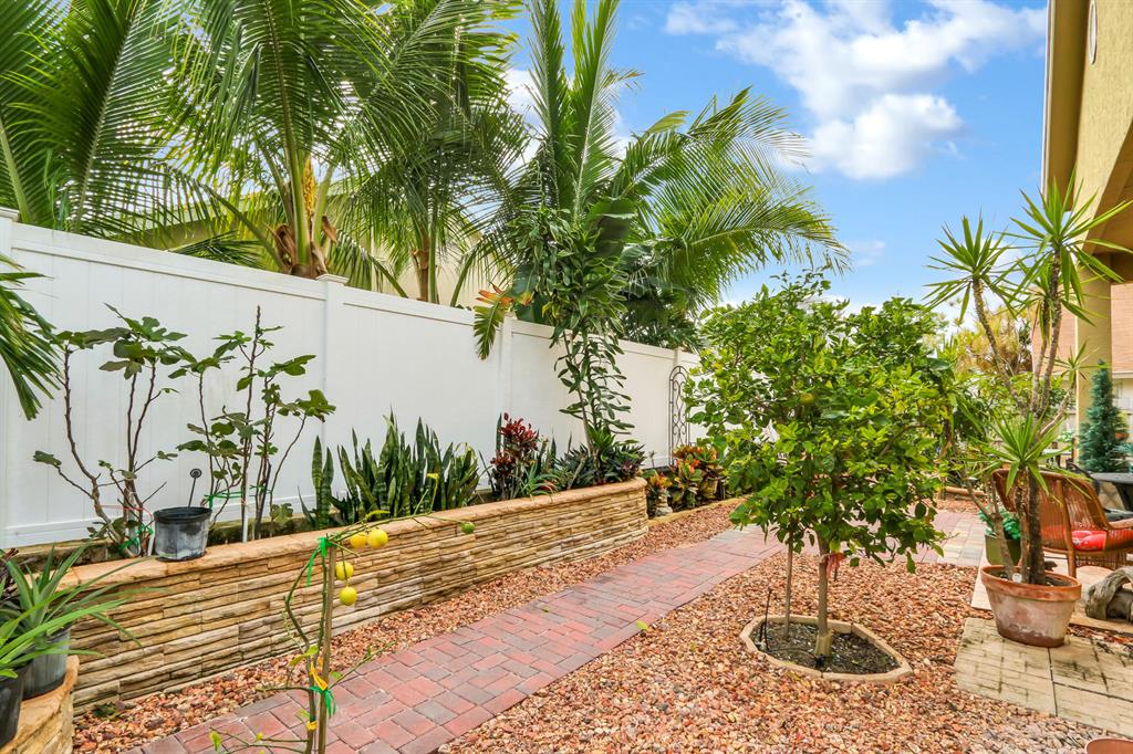 NORTH PALM BEACH HEIGHTS - Residential