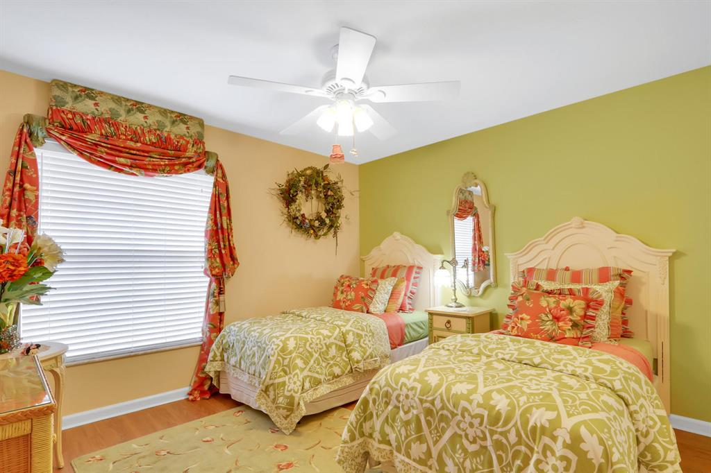 NORTH PALM BEACH HEIGHTS - Residential