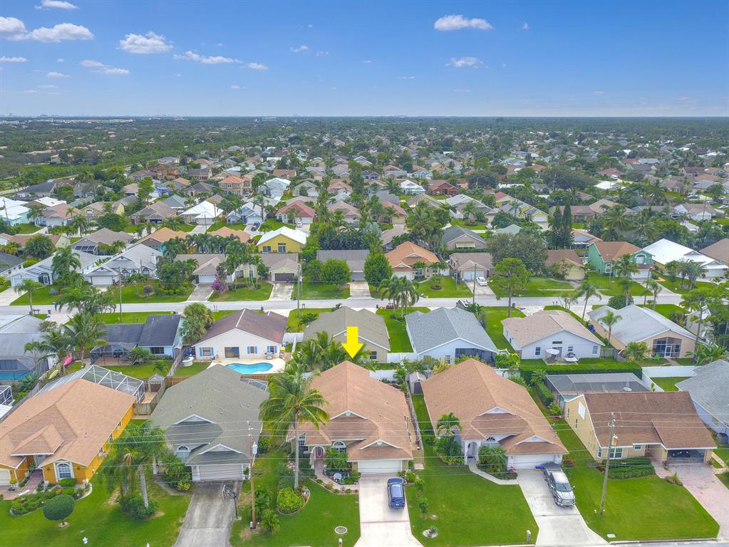 NORTH PALM BEACH HEIGHTS - Residential