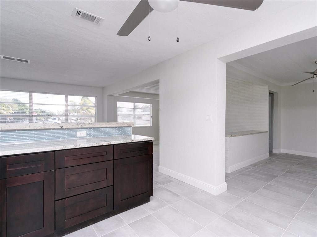 Cresthaven 6 41-37 B - Residential