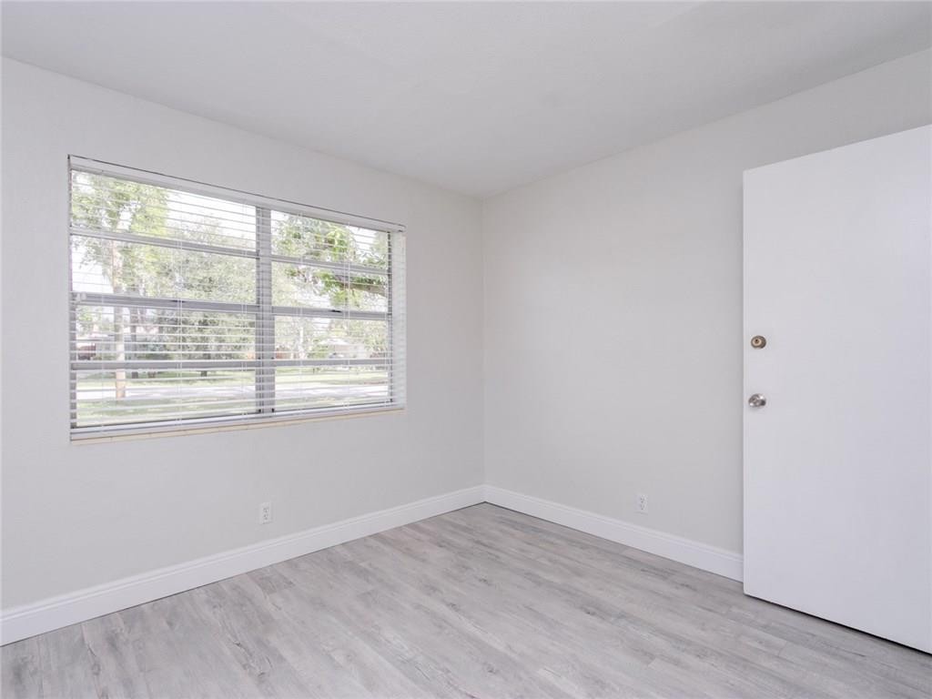 Cresthaven 6 41-37 B - Residential