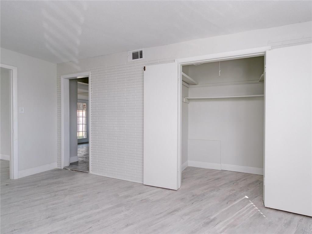 Cresthaven 6 41-37 B - Residential