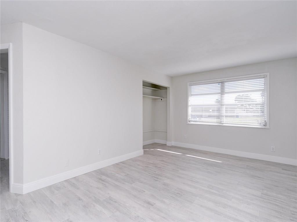 Cresthaven 6 41-37 B - Residential