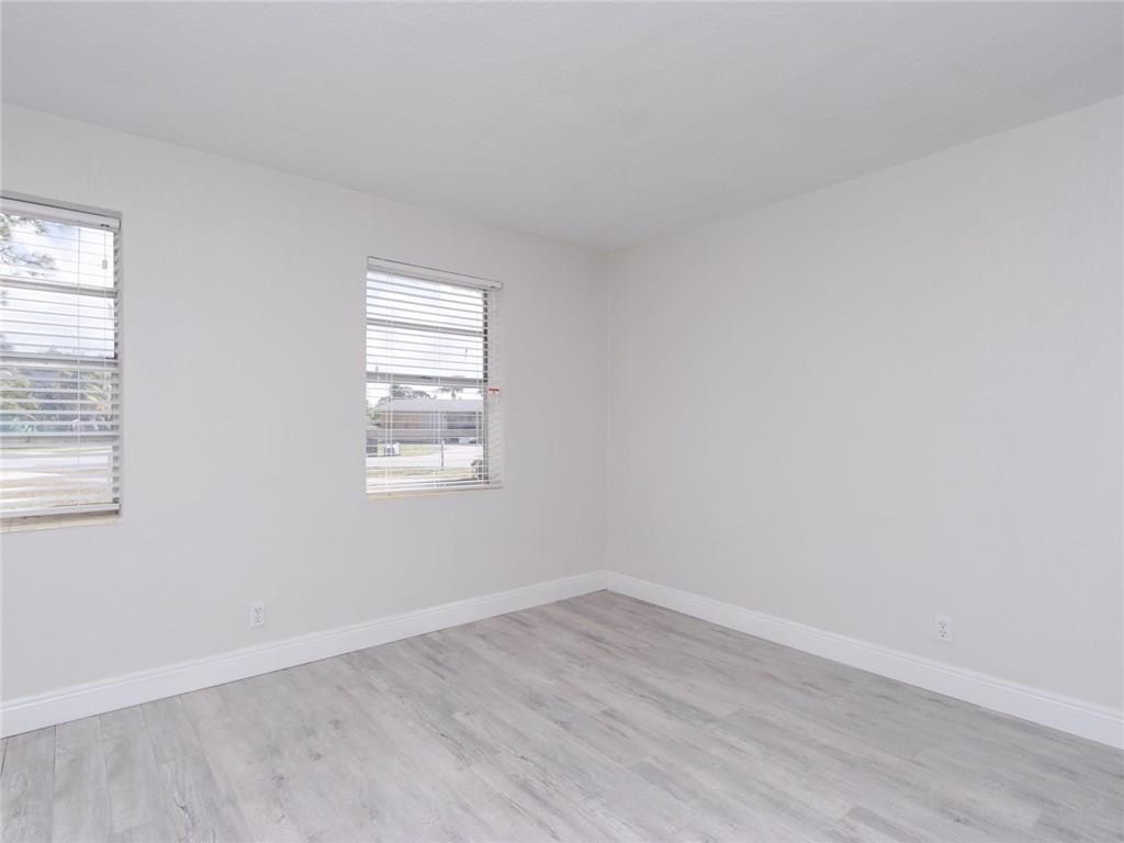 Cresthaven 6 41-37 B - Residential