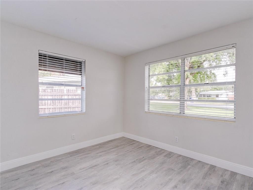 Cresthaven 6 41-37 B - Residential