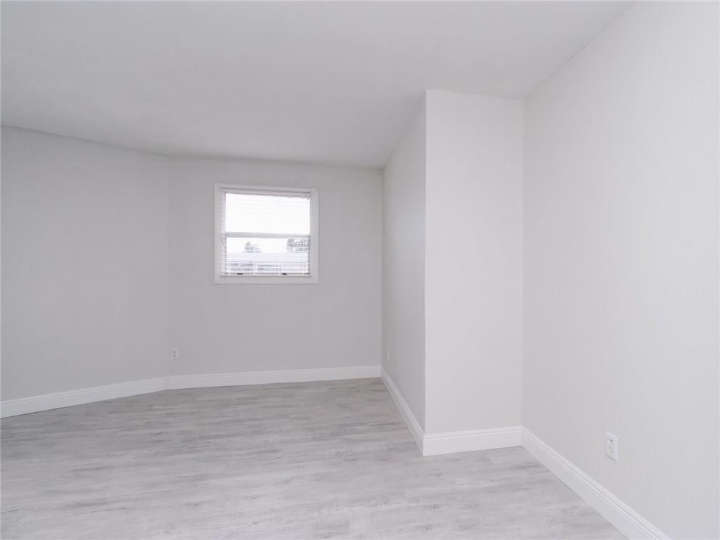 Cresthaven 6 41-37 B - Residential