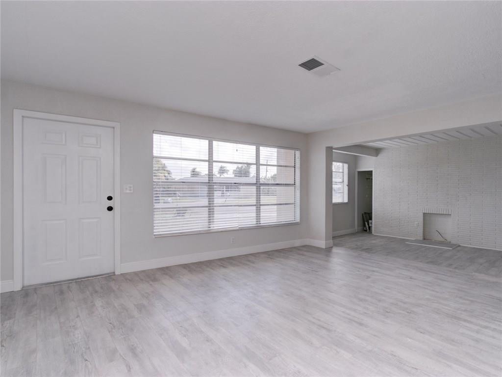 Cresthaven 6 41-37 B - Residential
