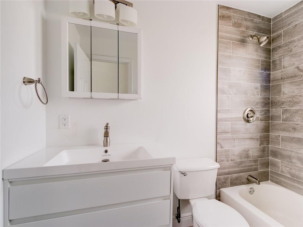 Cresthaven 6 41-37 B - Residential