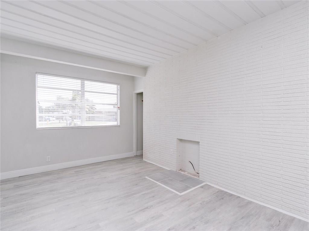 Cresthaven 6 41-37 B - Residential