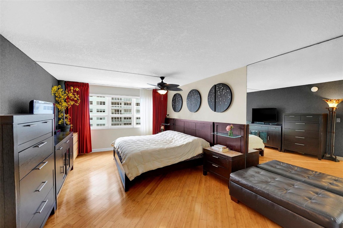 OCEAN MONARCH - Residential