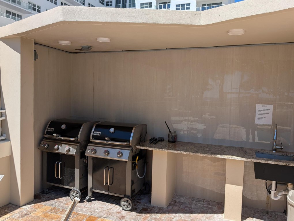 OCEAN MONARCH - Residential