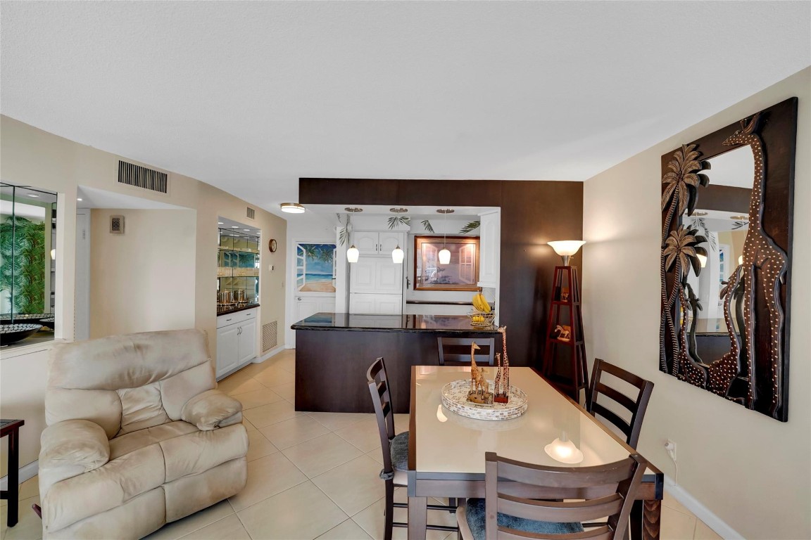 OCEAN MONARCH - Residential