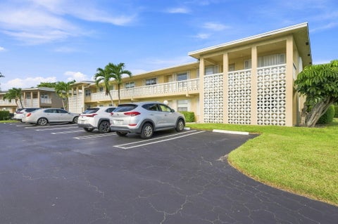 Tiny photo for 1121 CACTUS Terrace #203, Delray Beach, FL 33445 (MLS # B26070888)