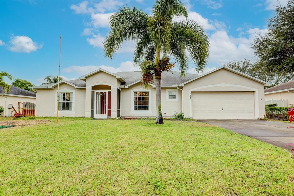 Photo of 1531 SE Croquet Street, Port Saint Lucie, FL 34983 (MLS # R10773001)