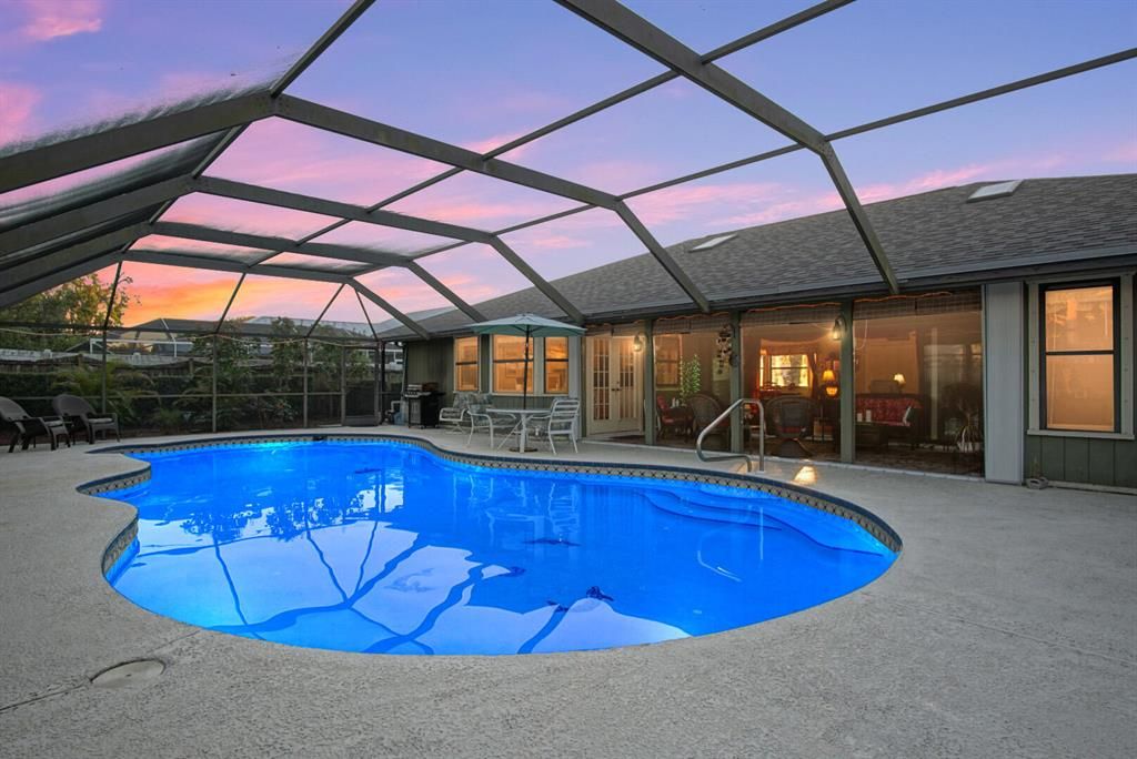 Photo of 1821 SE Camden Street, Port St Lucie, FL 34952 (MLS # R10846890)