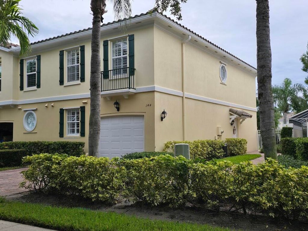 Photo of 144 Santa Barbara Way, Palm Beach Gardens, FL 33410 (MLS # R11125346)