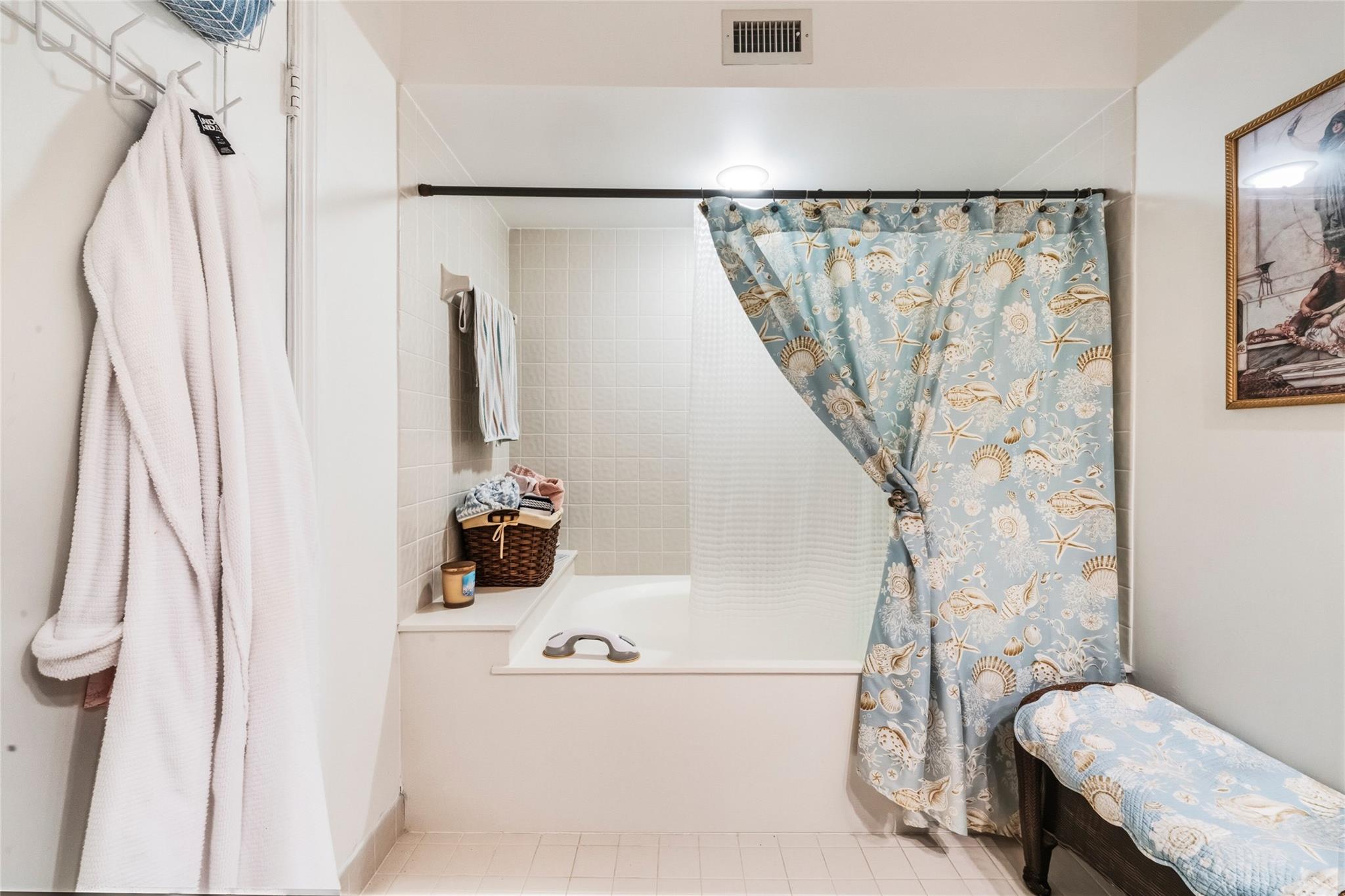 Villa Sonrisa Boca Pointe - Residential