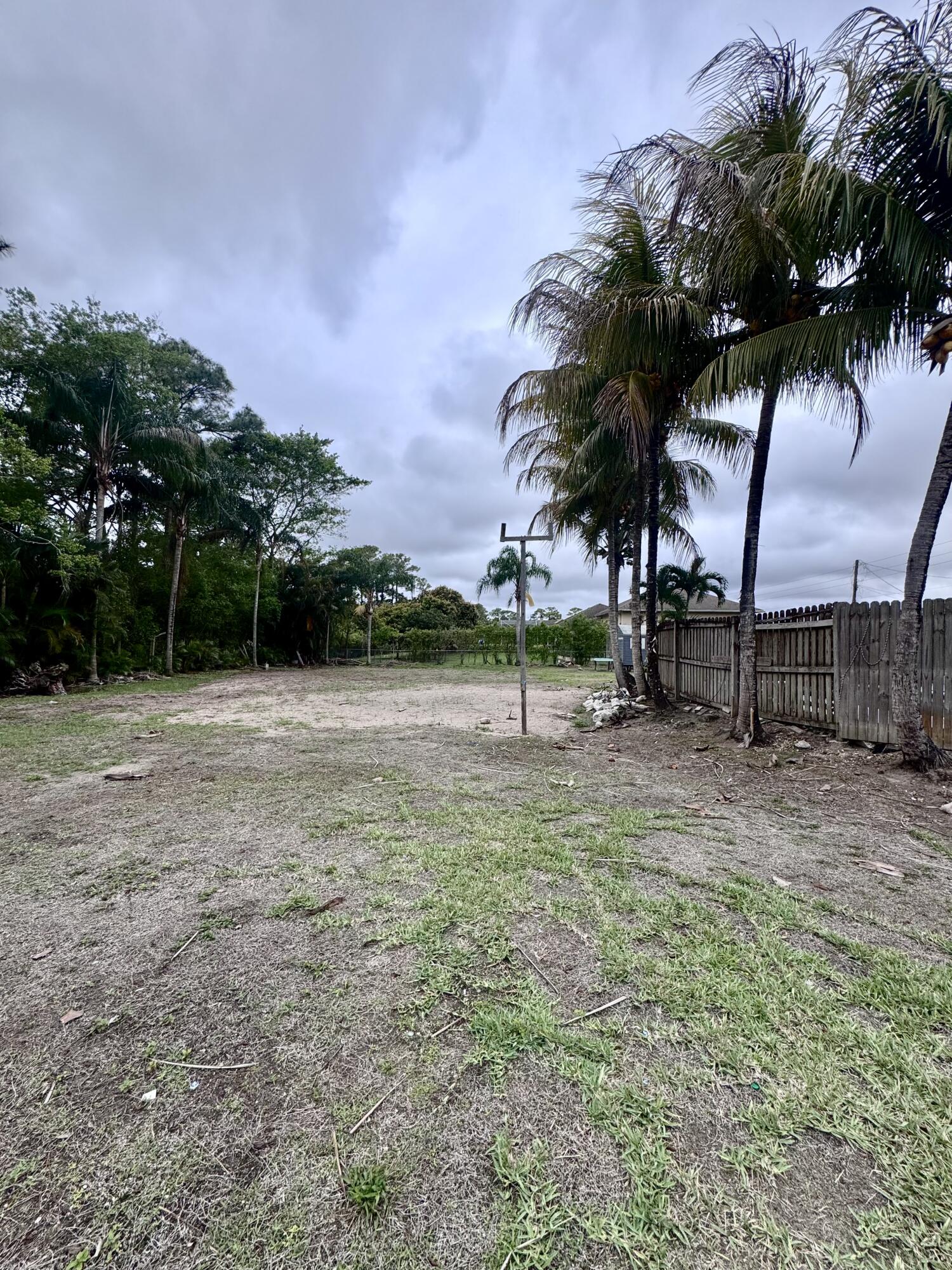 The Acreage - Residential Lease