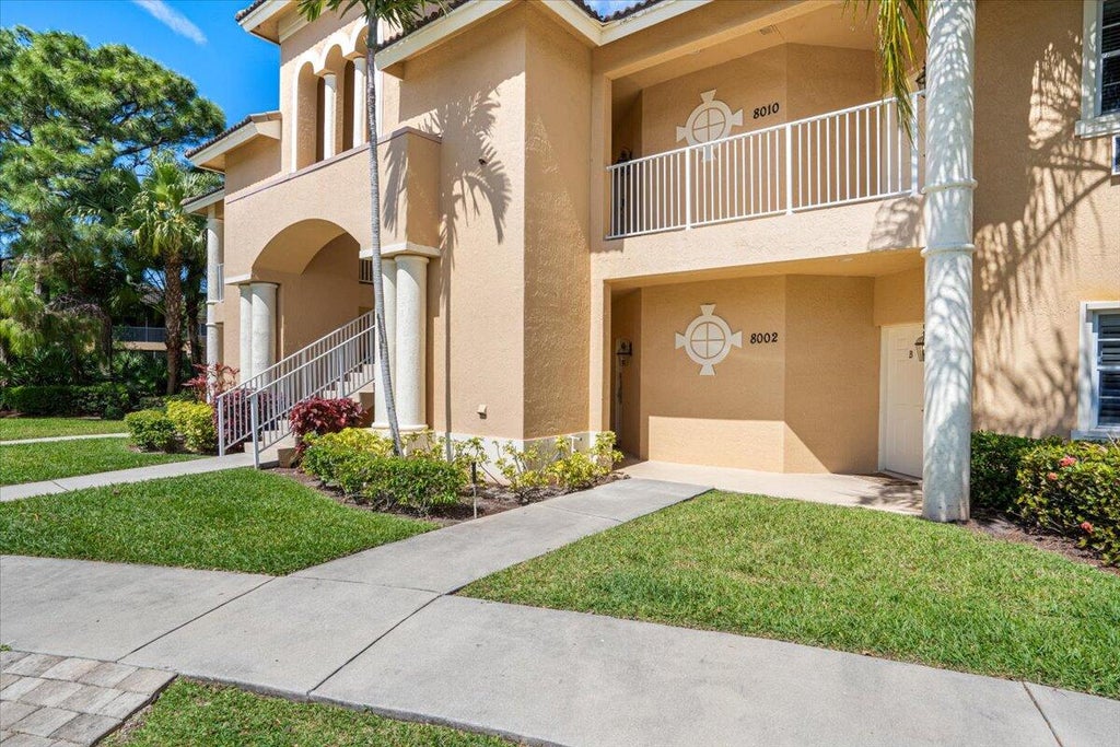 Photo of 8032 Carnoustie Side A Place #3821, Port Saint Lucie, FL 34986 (MLS # R11130255)
