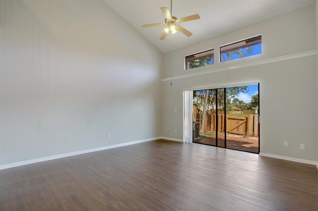 PARKSIDE GREEN - Residential