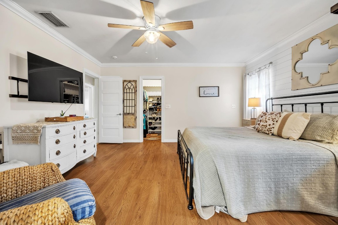 Hollywood Hills 6-22 B - Residential