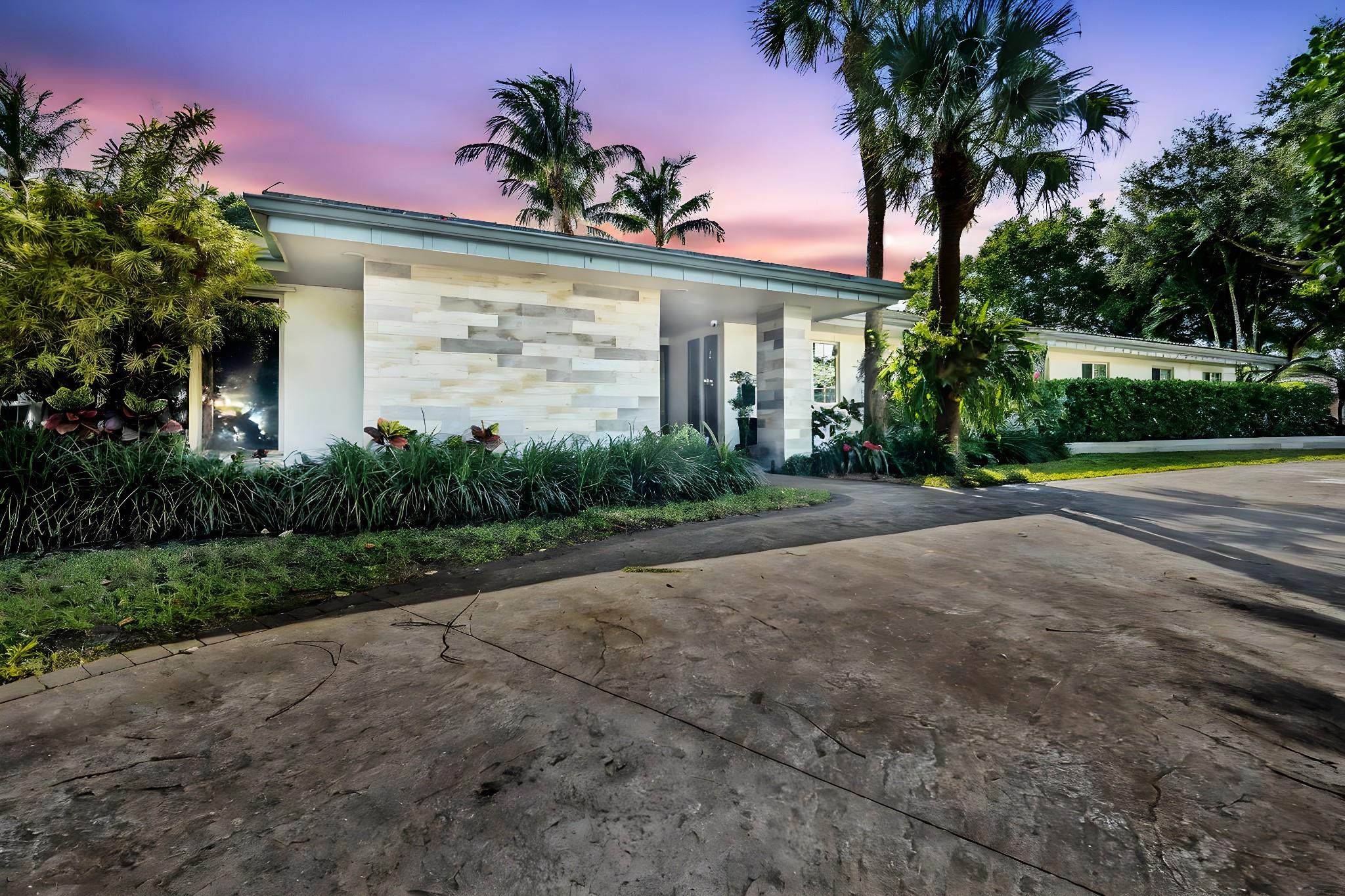 Hollywood Hills 6-22 B - Residential