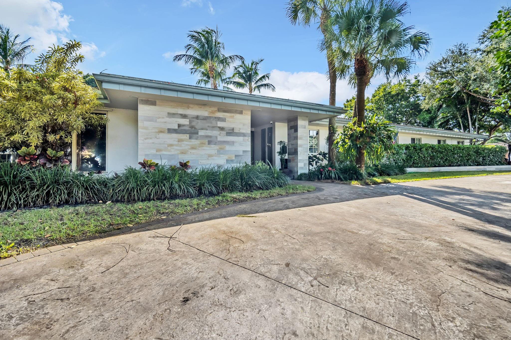 Hollywood Hills 6-22 B - Residential