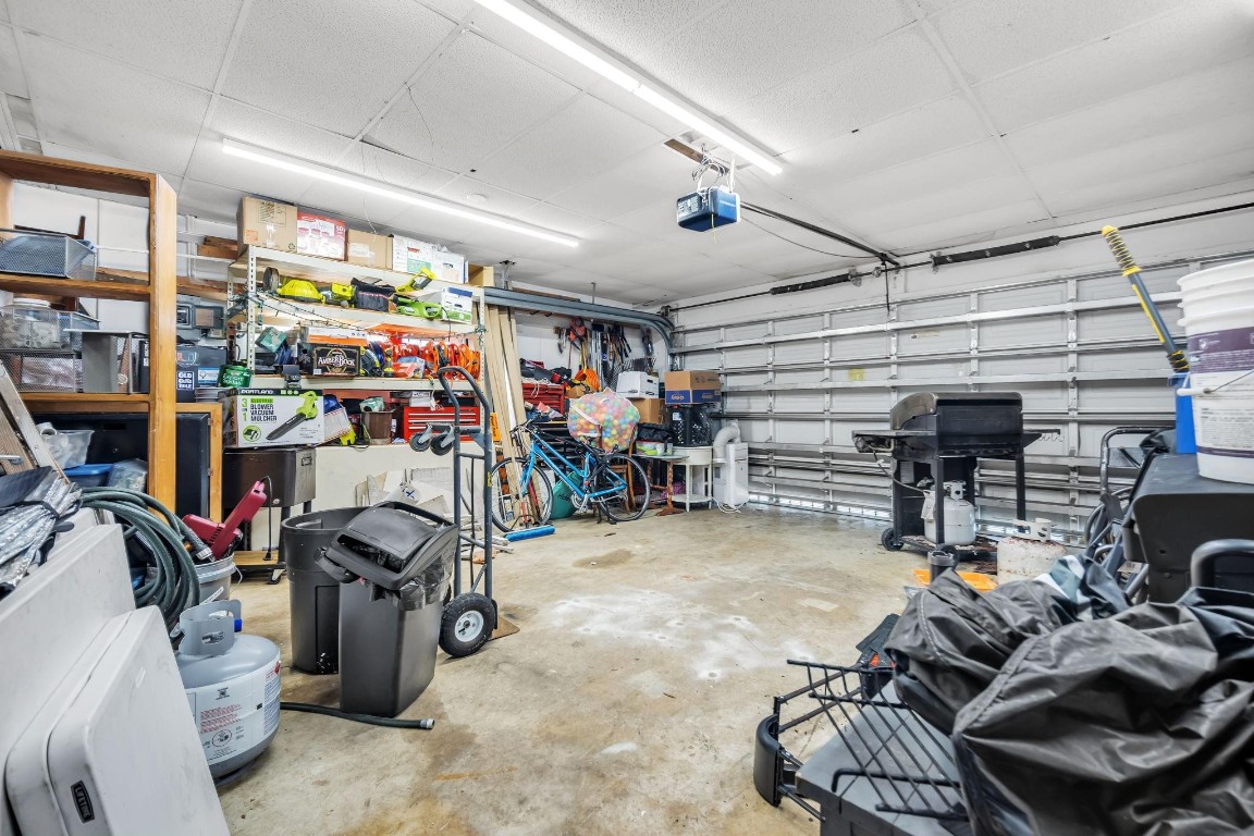 Hollywood Hills 6-22 B - Residential