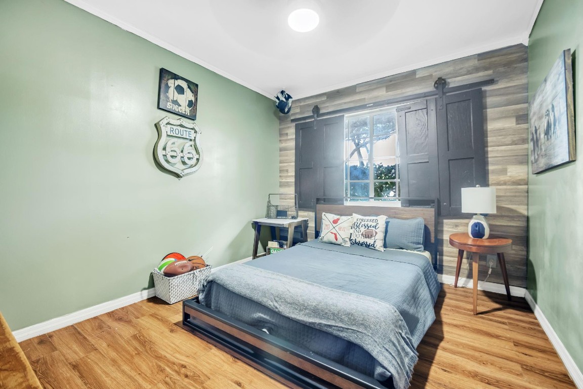 Hollywood Hills 6-22 B - Residential