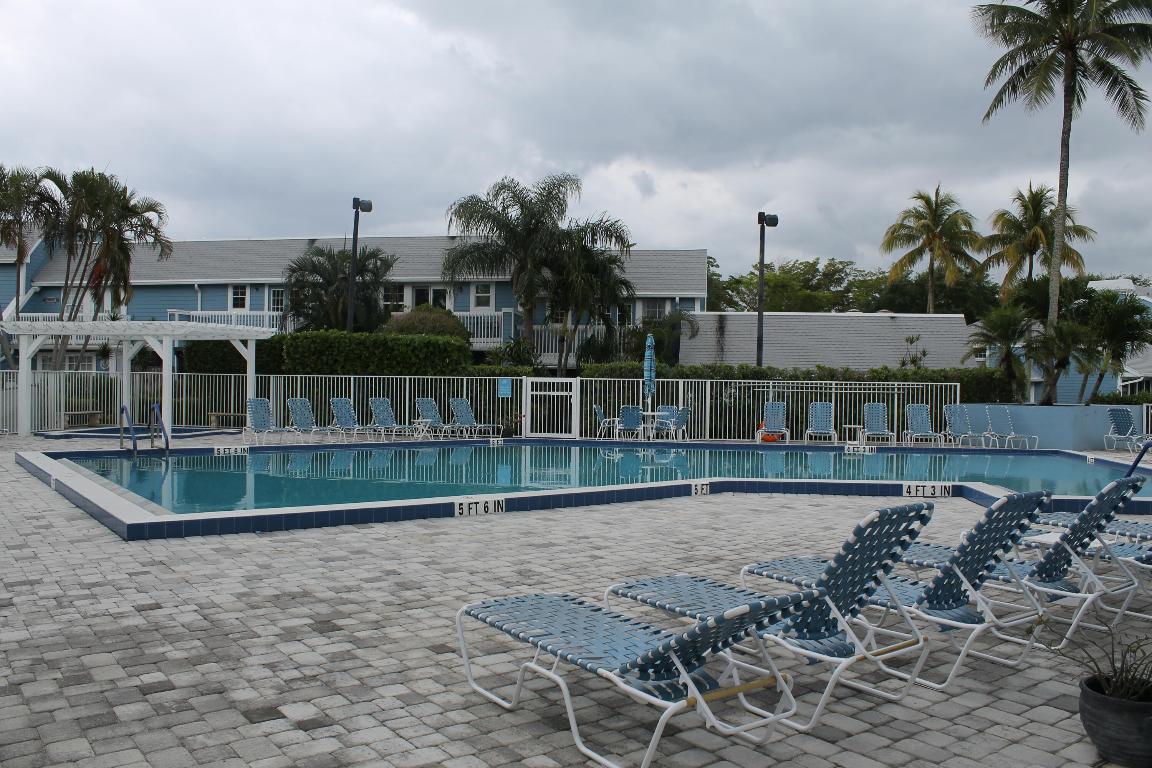 VILLAS OF OCEAN DUNES PL 4 - Residential Lease